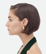 Cargar imagen en el visor de la galería, Aretes Kylie medianos
