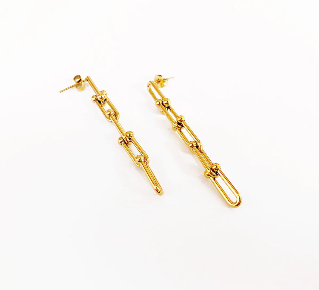 Aretes Johana