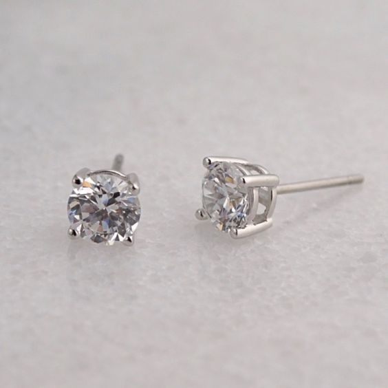 Brania studs